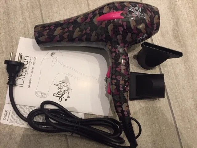 ID Italian Design Lovely Style set phon+piastra cuori